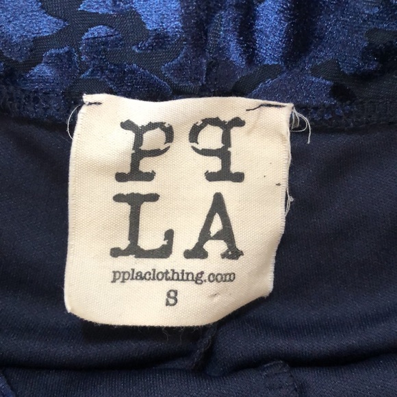 New flared pants size Small - Picture 3 of 3